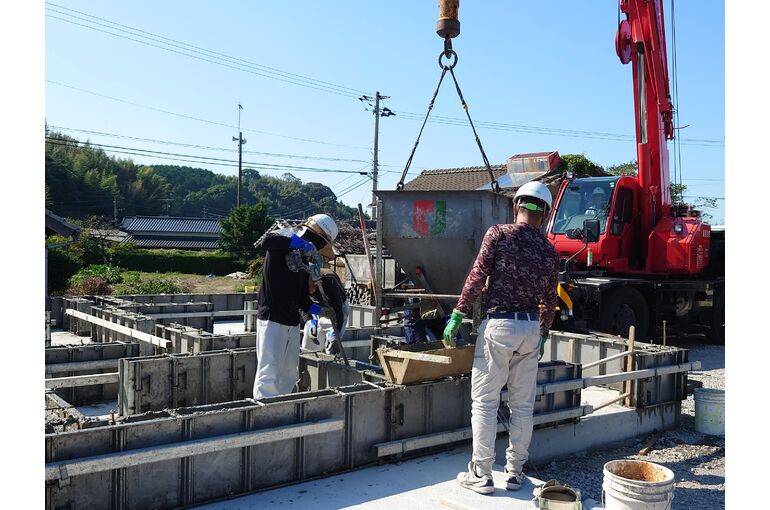 M様邸 基礎立上りコンクリ打設しました！