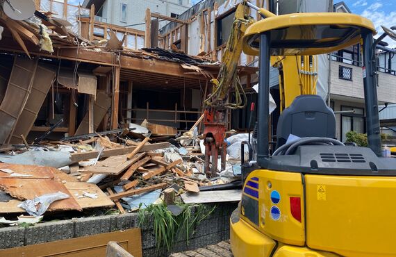中津市での空き家の解体にはアズベスト調査と廃棄物の適正処理を行う山末建設にお任せください